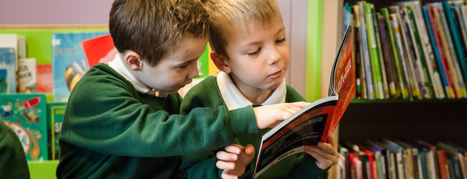 The children are encouraged to choose and swap books as they read them.jpg