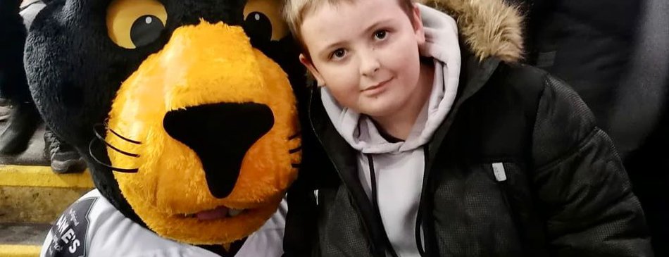 Child with nottingham panther